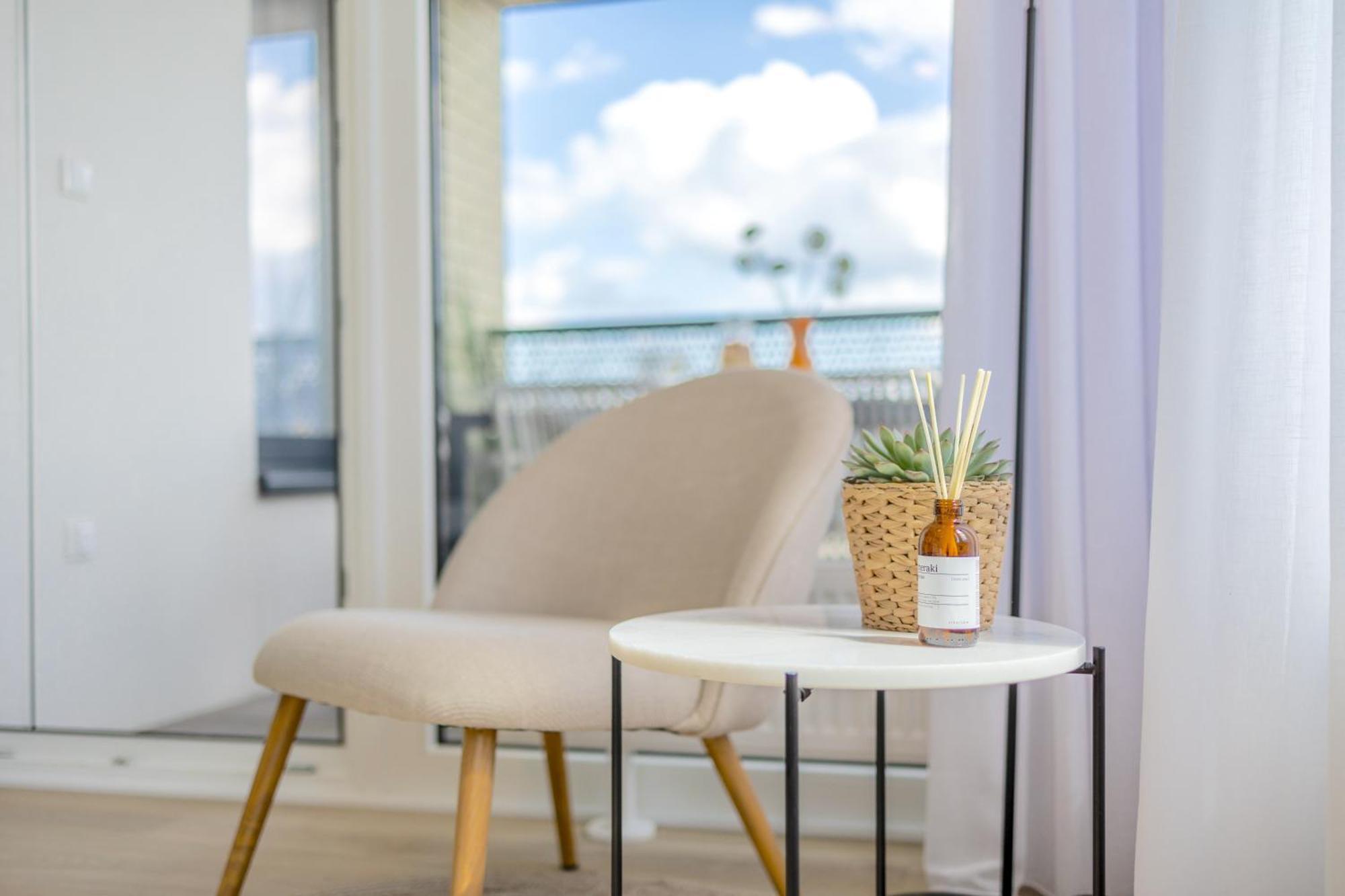 Bright 2Br - 5Th Floor, Balcony, Free Parking By Gravity Prague公寓 外观 照片